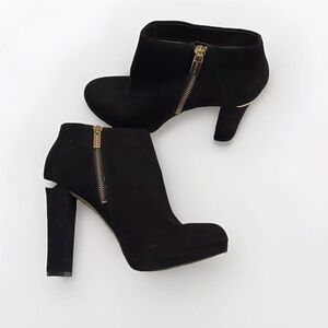 NEW! Women’s Michael Kors Black Ankle Boots Suede Size 8.5 Medium